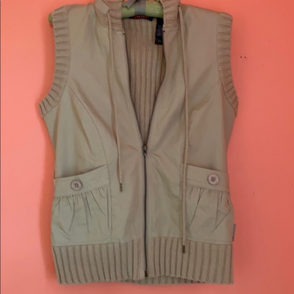 DKNY Active sleeveless sweater zip up hooded  top